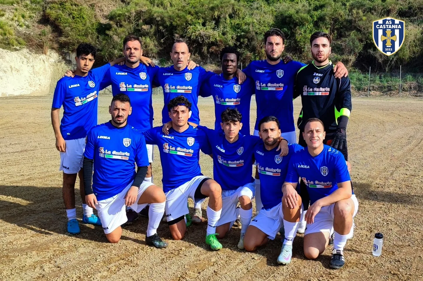 La squadra prima del fischio d’inizio